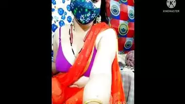 Butyful Indian Bhabhi Show His Undergarments And Sexy Figure