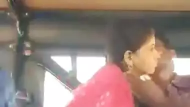 Desi lover nice fucking on bus