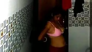 Bangla Bathing Spycam video