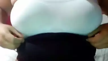 Busty indian babe shows big boobs and dark nipples