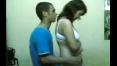Nepali Innocent 1st year sister with her cousin leaked mms