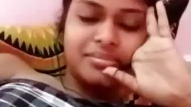 Today Exclusive- Cute Desi Girl Showing Boobs To Lover On Video Call Part 2